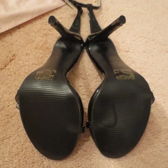 BOTINELLI Black Thin Strap Heels - Picture 7 of 7